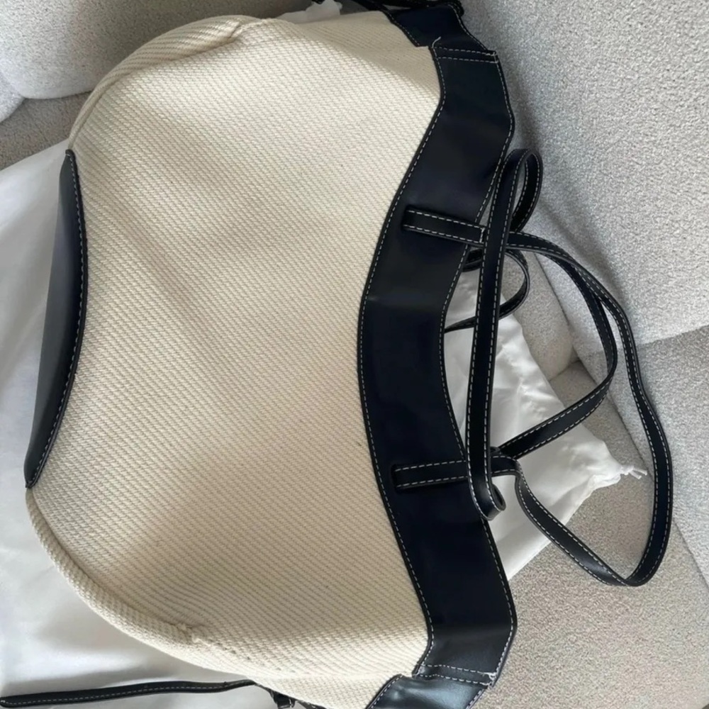 Polene Two-Tone Canvas Tote in Cream and Black🖤🤍 - Picture 5 of 5